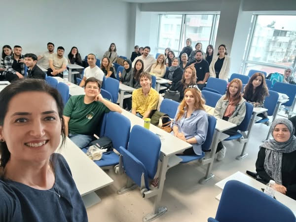 Psikolog Gizem İkiz ile Çocuk Ruh Sağlığına Yakından Bakış