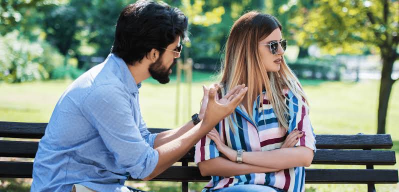 Aşk mı, Saplantı mı? Sağlıklı Sevgi ile Takıntılı İlişki Arasındaki Farklar